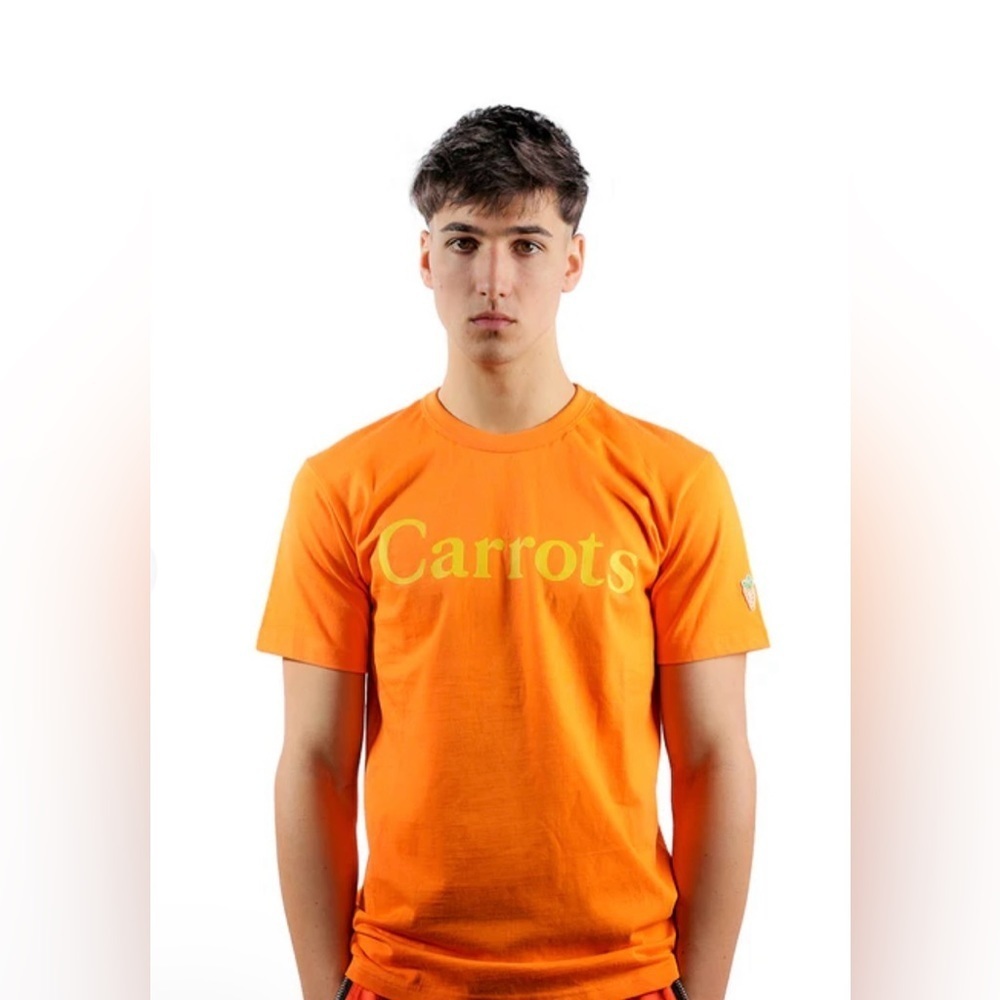 CARROTS BY ANWAR
CARROTS WORDMARK TEE
LARGE - Picture 4 of 7